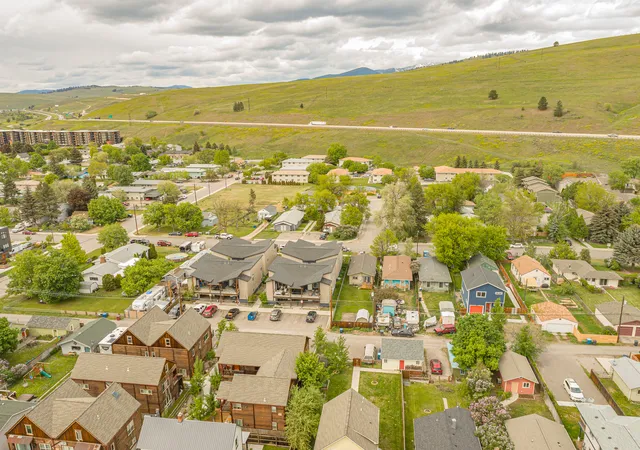 5th image of 819 Charlo St, Missoula, MT 59802 | MLS# 30050271