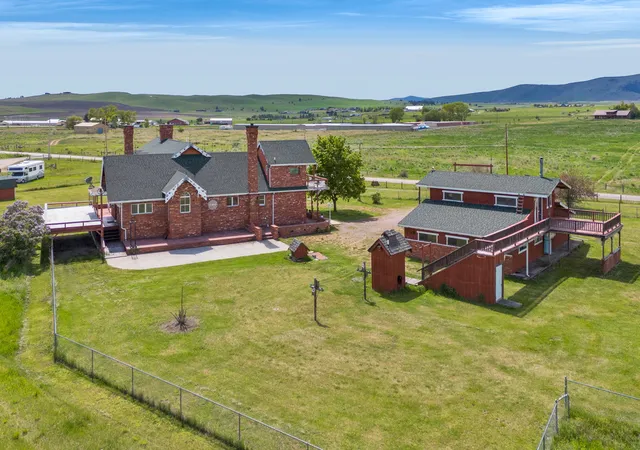 2nd image of 33562 Fox Rd, Polson, MT 59860 | MLS# 30046161