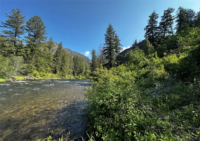 Homes for sale in Thompson Falls, MT | 12 Trap Club Ln, Thompson Falls, MT 59873 | MLS# 30050837