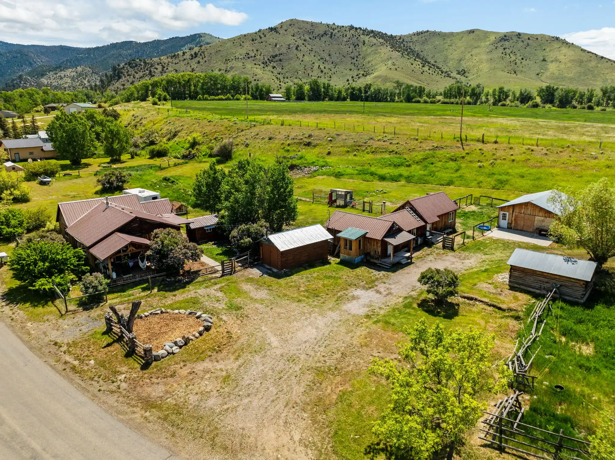 Photo 1 of Single family home for sale at 234 Mill Crk Rd, Sheridan, MT 59749 | MLS# 30051485 | Listing updated on 2026-10-16