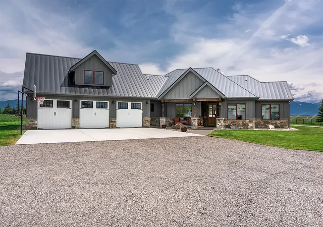 Homes for sale in Ronan, MT | 45331 Turnquist Rd, Ronan, MT 59864 | MLS# 30051224