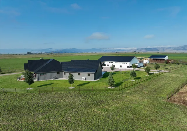 Homes for sale in Ronan, MT | 45331 Turnquist Rd, Ronan, MT 59864 | MLS# 30051224