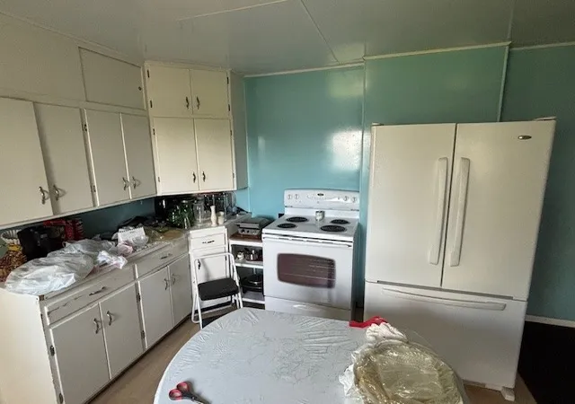 Photo 3 of Single family home for sale at 321 Francis Ave, Sweet Grass, MT 59484 | MLS# 30052425 | Listing updated on 2026-08-05