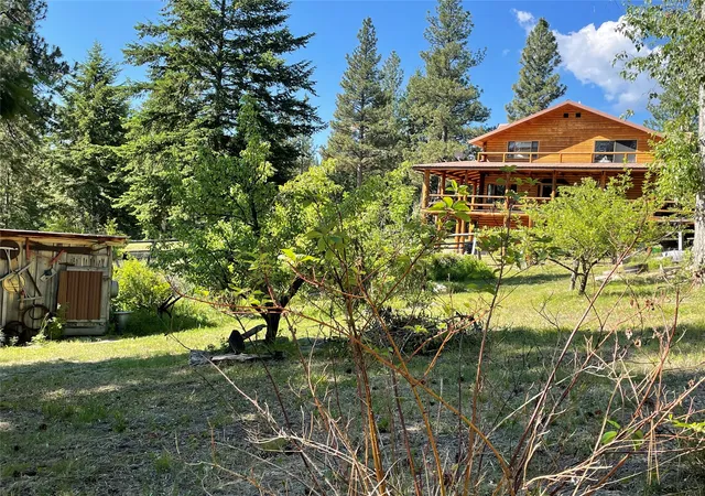 2nd image of 560 Hayes Creek Rd, Hamilton, MT 59840 | MLS# 30053121
