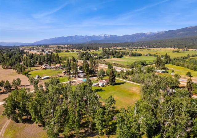 3rd image of 246 Otter Path Ln, Hamilton, MT 59840 | MLS# 30054007