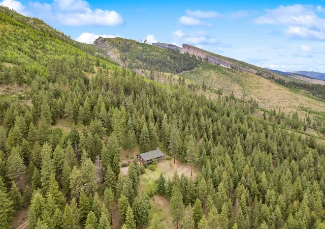 Photo 1 of Single family home for sale at 714 Eagles Roost Ln, Hamilton, MT 59840 | MLS# 30053981 | Listing updated on 2026-07-08