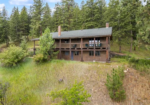 Photo 2 of Single family home for sale at 714 Eagles Roost Ln, Hamilton, MT 59840 | MLS# 30053981 | Listing updated on 2026-07-08