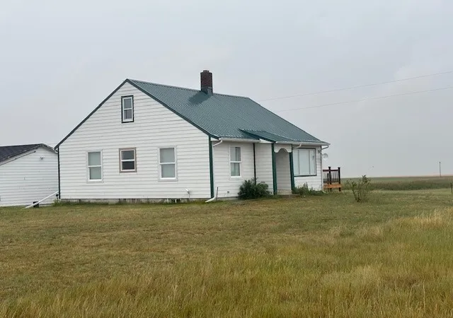 Homes for sale in Conrad, MT | 8184 Us Hwy 91 N, Conrad, MT 59425 | MLS# 30054199