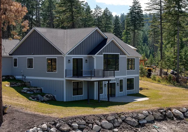 Photo 1 of Single family home for sale at 120 Bay Ct, Lakeside, MT 59922 | MLS# 30052504 | Listing updated on 2026-07-16