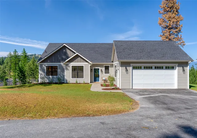Photo 2 of Single family home for sale at 120 Bay Ct, Lakeside, MT 59922 | MLS# 30052504 | Listing updated on 2026-07-16