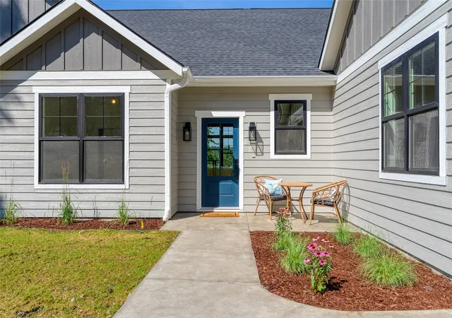 Photo 4 of Single family home for sale at 120 Bay Ct, Lakeside, MT 59922 | MLS# 30052504 | Listing updated on 2026-07-16