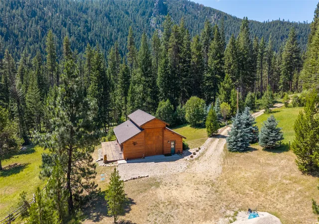5th image of 7102 Lapwai Ln, Darby, MT 59829 | MLS# 30053584