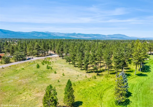3rd image of 302 Glacier Peaks Rd, Eureka, MT 59917 | MLS# 30054454