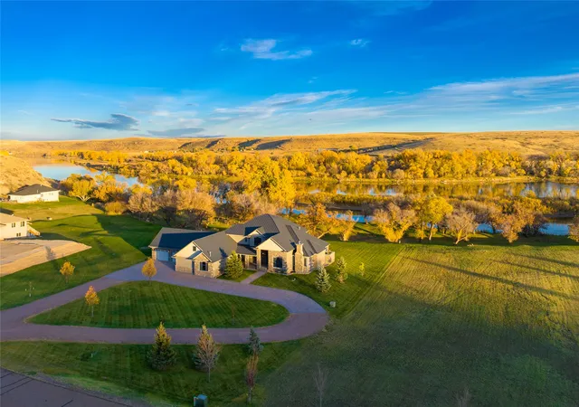 Homes for sale in Great Falls, MT | 12 & 8 Missouri Shrs, Great Falls, MT 59404 | MLS# 30053997