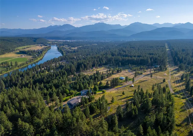 Homes for sale in Libby, MT | 584 Mack Rd, Libby, MT 59923 | MLS# 30054095