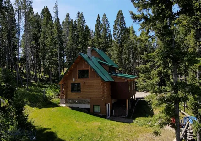 Homes for sale in Anaconda, MT | 617 Fire Ln, Anaconda, MT 59711 | MLS# 30055365