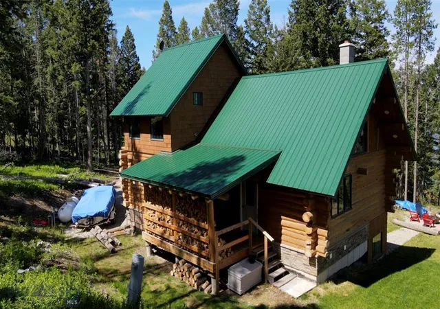 3rd image of 617 Fire Ln, Anaconda, MT 59711 | MLS# 30055365