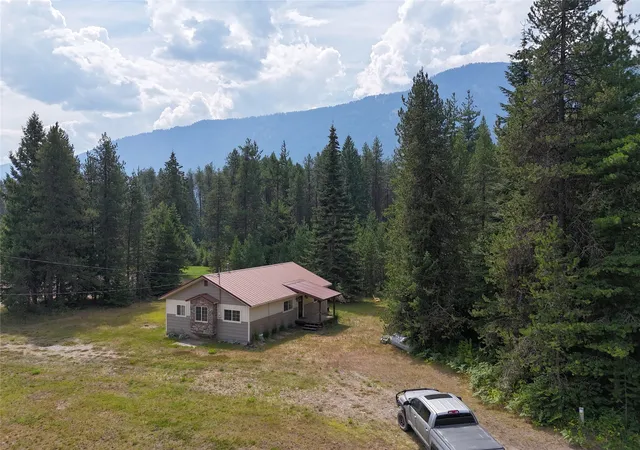 Photo 5 of Single family home for sale at 1234 Mt Hwy 200, Noxon, MT 59853 | MLS# 30055215 | Listing updated on 2026-07-29