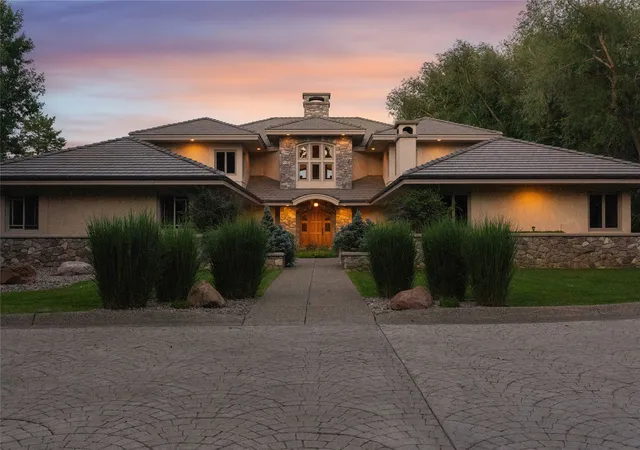2nd image of 2715 Park Garden Ln, Great Falls, MT 59404 | MLS# 30055092