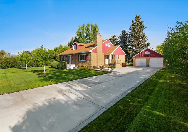 Homes for sale in Deer Lodge, MT | 825 College Ave, Deer Lodge, MT 59722 | MLS# 30055893