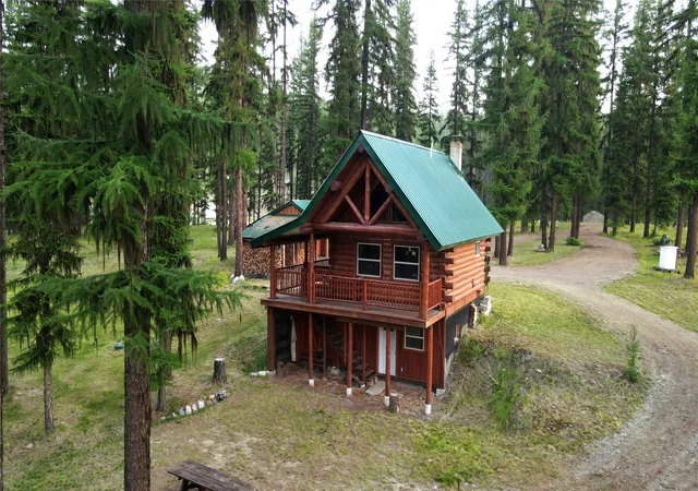 Homes for sale in Yaak, MT | 29700 Yaak River Rd, Yaak, MT 59935 | MLS# 30056212