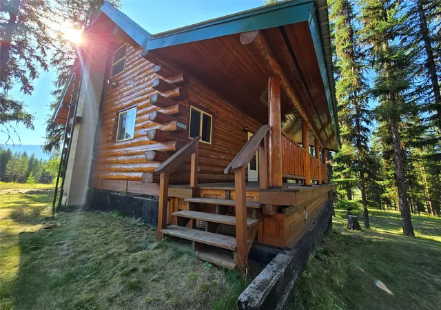 Homes for sale in Yaak, MT | 29700 Yaak River Rd, Yaak, MT 59935 | MLS# 30056212