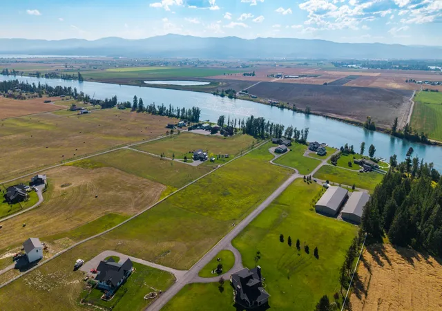 3rd image of 1322 Riverside Rd, Bigfork, MT 59911 | MLS# 30056049
