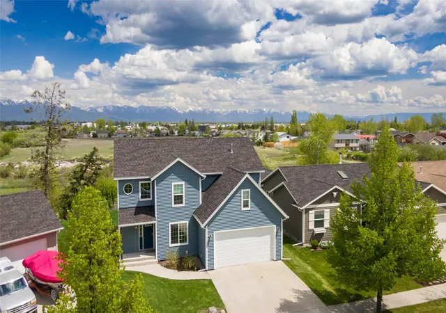 Photo 3 of Single family home for sale at 135 Rimrock Ct, Kalispell, MT 59901 | MLS# 30054831 | Listing updated on 2026-10-05