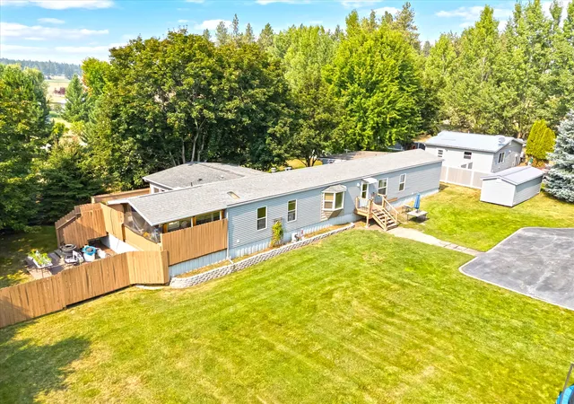 3rd image of 300 Jay Hawk Ln, Columbia Falls, MT 59912 | MLS# 30057076