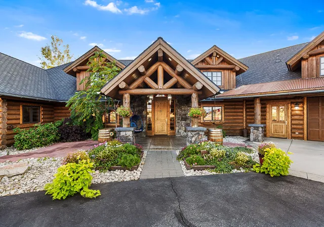 5th image of 524 Arrow Hill Dr, Hamilton, MT 59840 | MLS# 30057172