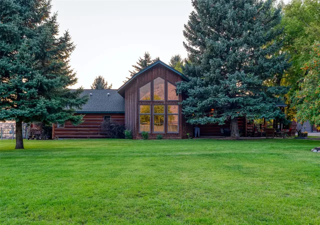 Homes for sale in Columbia Falls, MT | 556 Windy Acres Dr, Columbia Falls, MT 59912 | MLS# 30057071