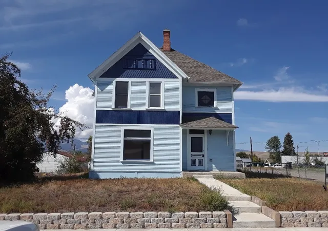 Homes for sale in Deer Lodge, MT | 100 Fourth St, Deer Lodge, MT 59722 | MLS# 30057357