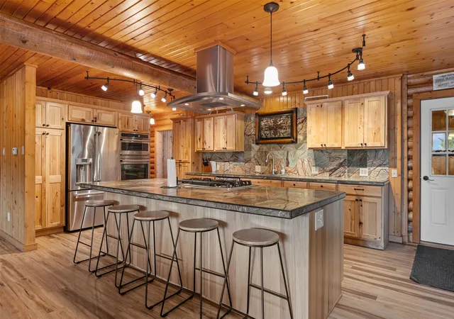 1st image of 649 Grantsdale Rd, Hamilton, MT 59840 | MLS# 30057371