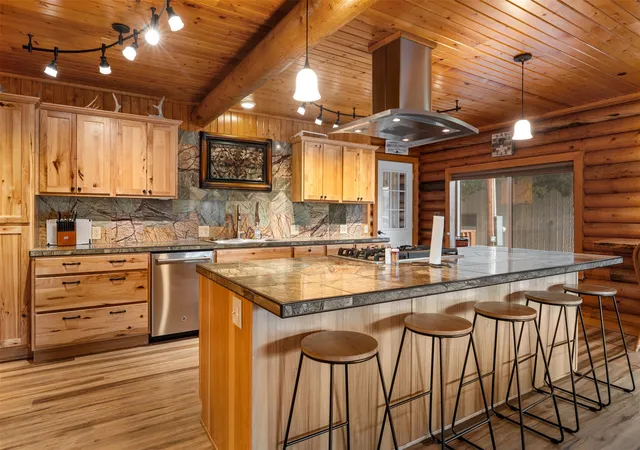 2nd image of 649 Grantsdale Rd, Hamilton, MT 59840 | MLS# 30057371