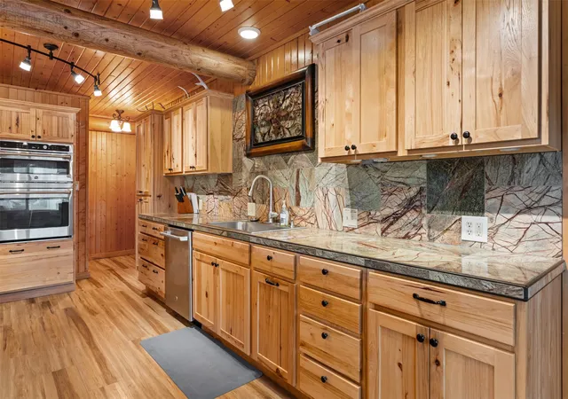 5th image of 649 Grantsdale Rd, Hamilton, MT 59840 | MLS# 30057371