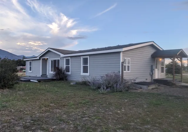 4th image of 121 Camas Ranch Rd, Hamilton, MT 59840 | MLS# 30056404