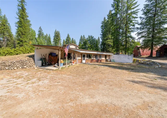 Photo 4 of Single family home for sale at 263 Blubaugh Ln, Troy, MT 59935 | MLS# 30057529 | Listing updated on 2026-09-01