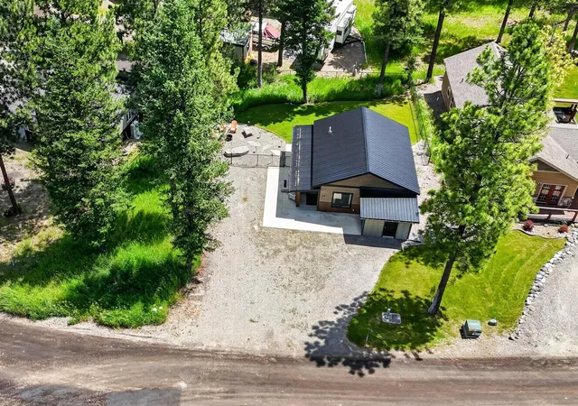 4th image of 118 Salmon Dr, Rexford, MT 59930 | MLS# 30057816