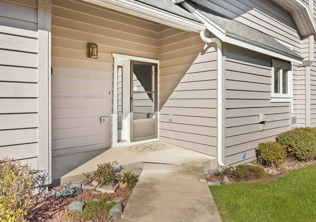 4th image of 39 Golf Ter #5, Bigfork, MT 59911 | MLS# 30059792