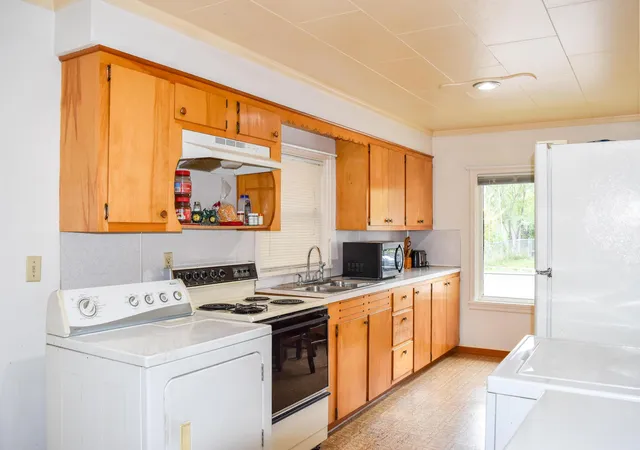 1st image of 418 & 418 1/2 Buchanan St Sw, Ronan, MT 59864 | MLS# 30059711