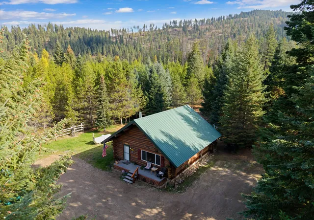 Homes for sale in De Borgia, MT | 236 Thompson Deborgia Rd, De Borgia, MT 59830 | MLS# 30060051