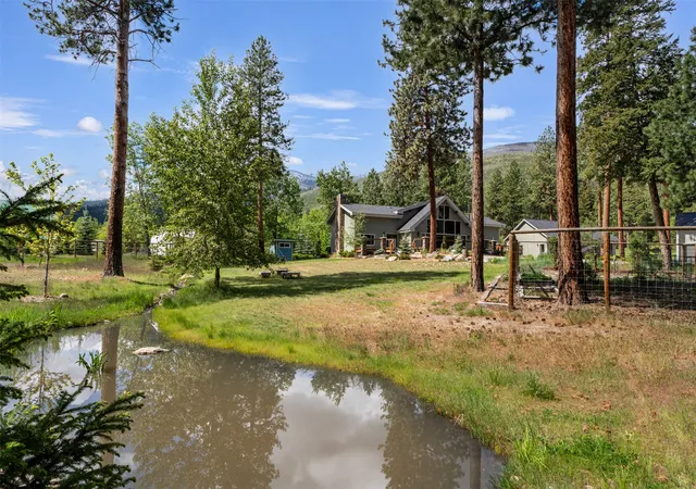 Homes for sale in Hamilton, MT | 895 W Cow Creek Rd, Hamilton, MT 59840 | MLS# 30059986