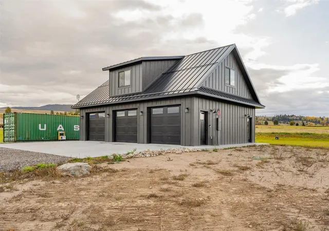 3rd image of 1013 Majestic Pine Pl, Stevensville, MT 59870 | MLS# 30060100