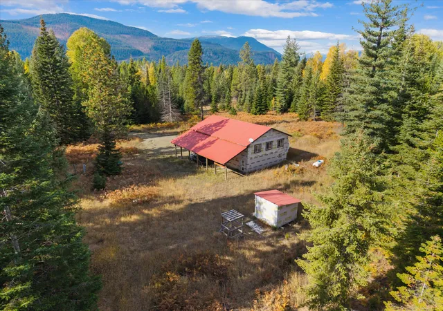 Photo 4 of Single family home for sale at 70 Copper Ridge Rd, Trout Creek, MT 59874 | MLS# 30060088 | Listing updated on 2026-07-23