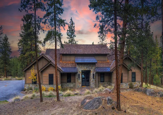 2nd image of 1441 Stock Farm Rd, Hamilton, MT 59840 | MLS# 30057893