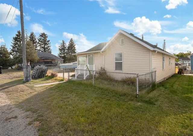 Homes for sale in Deer Lodge, MT | 811 Kentucky St, Deer Lodge, MT 59722 | MLS# 30060286
