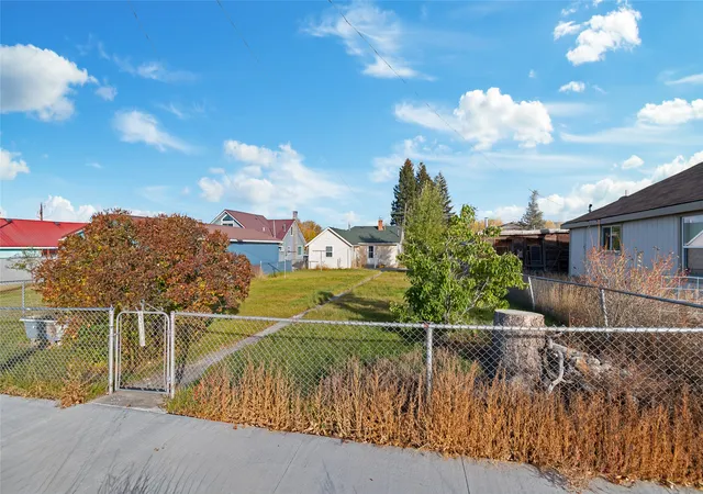 Homes for sale in Deer Lodge, MT | 811 Kentucky St, Deer Lodge, MT 59722 | MLS# 30060286