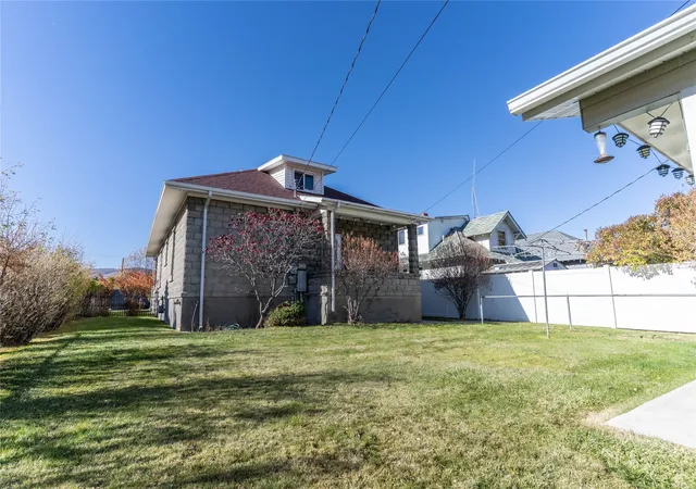 3rd image of 411 Pine St, Anaconda, MT 59711 | MLS# 30060581
