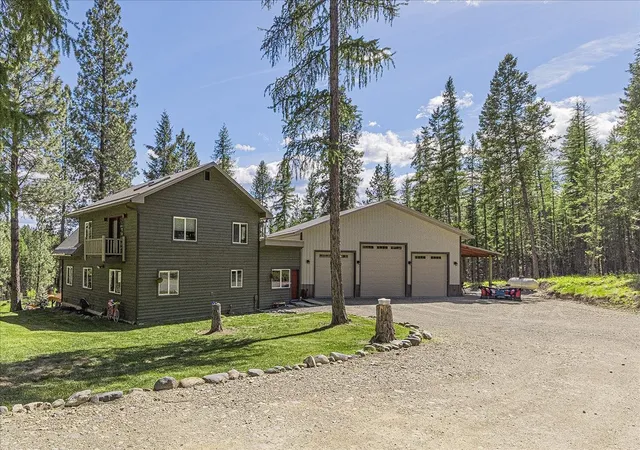 4th image of 1537 Pomeroy Trl, Eureka, MT 59917 | MLS# 30060199