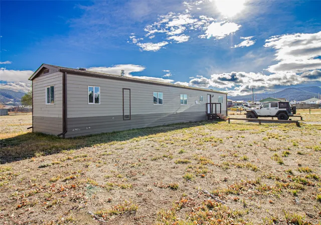 3rd image of 140 Shoestring Annie Rd, Butte, MT 59701 | MLS# 30060920
